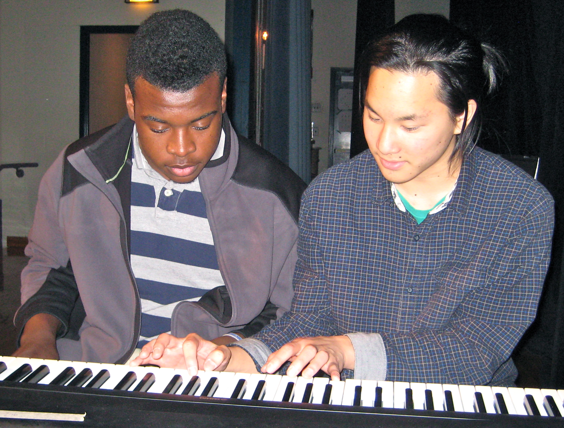ミュージック thaencylopediaottamouspianocon LACHSA Student Moki Kawaguchi Teaching a Boston Public Schools