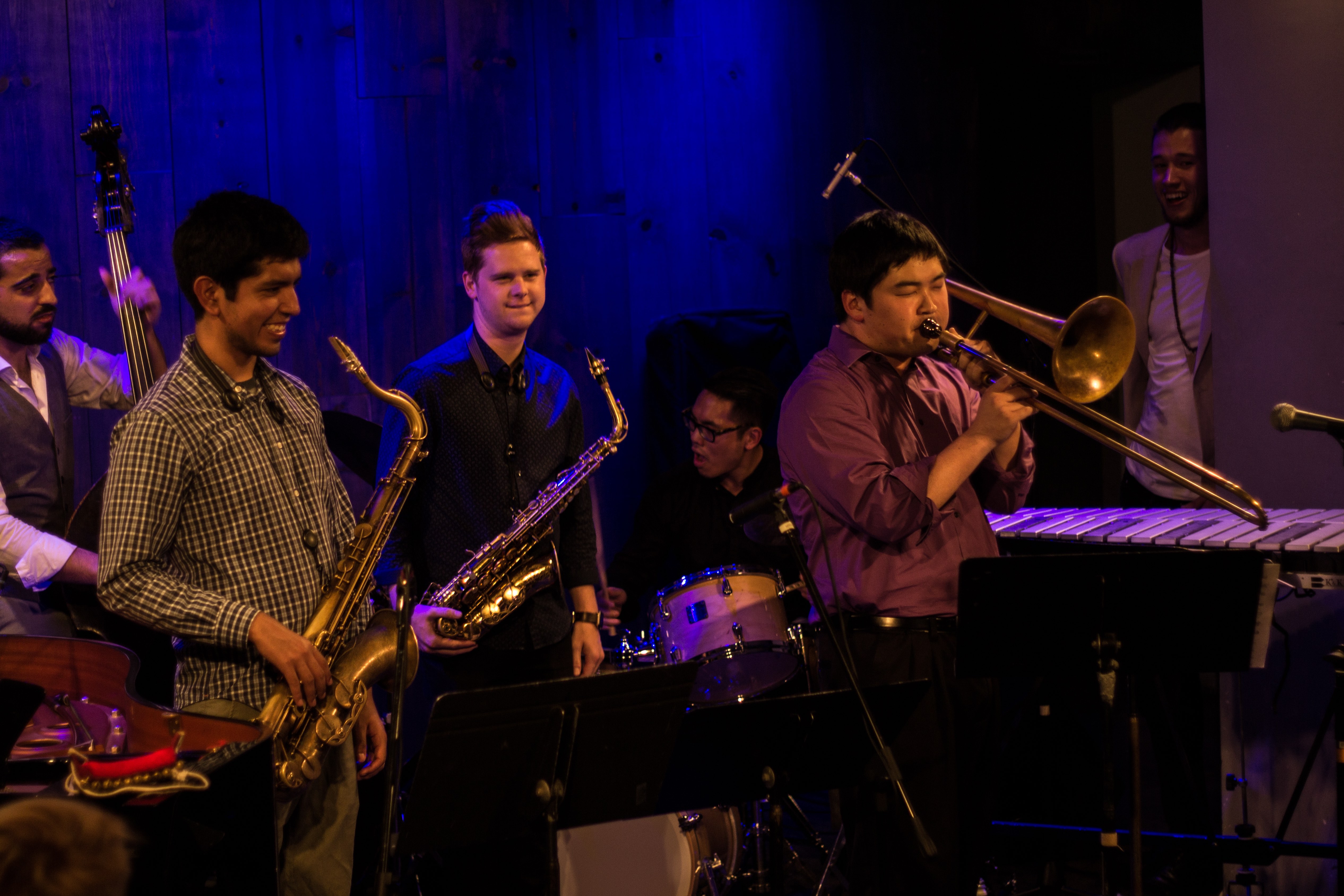 From left) Members of the Class of 2018 Luca Alemanno, Julio Maza, Alex  Hahn, Anthony Fung, Jon Hatamiya and Simon Moullier perform at the Los  Angeles jazz venue blue whale. Photo by